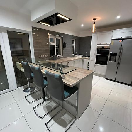 Lovely Dublin Home - Just 15 Mins To City Centre Exterior photo