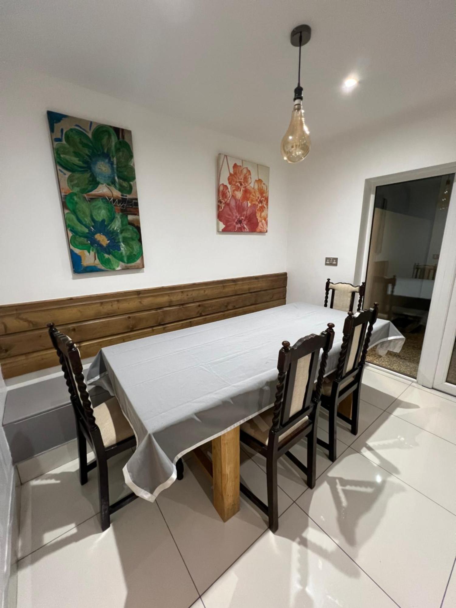 Lovely Dublin Home - Just 15 Mins To City Centre Exterior photo