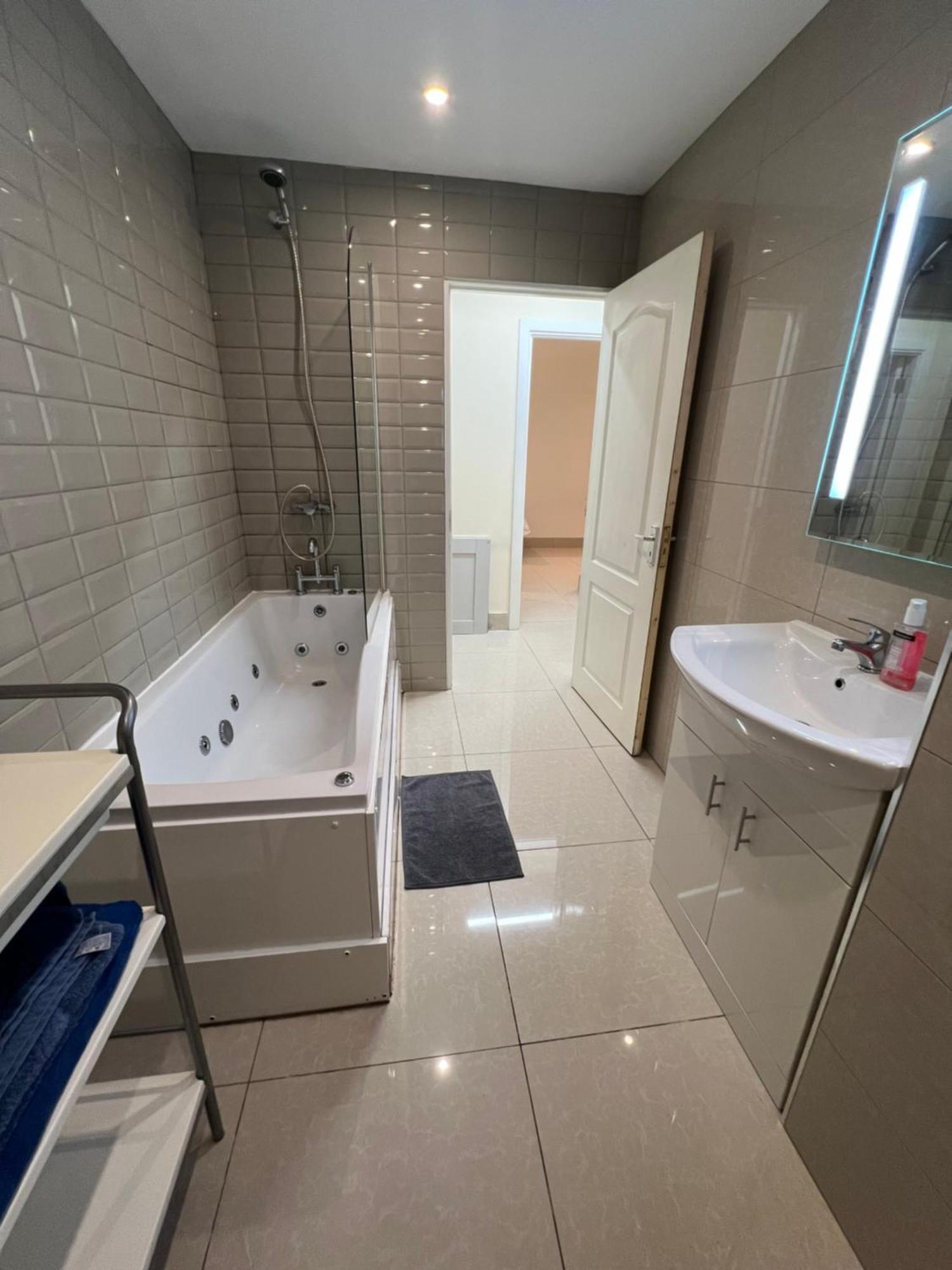 Lovely Dublin Home - Just 15 Mins To City Centre Exterior photo
